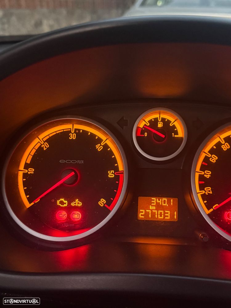 Opel Corsa - 8