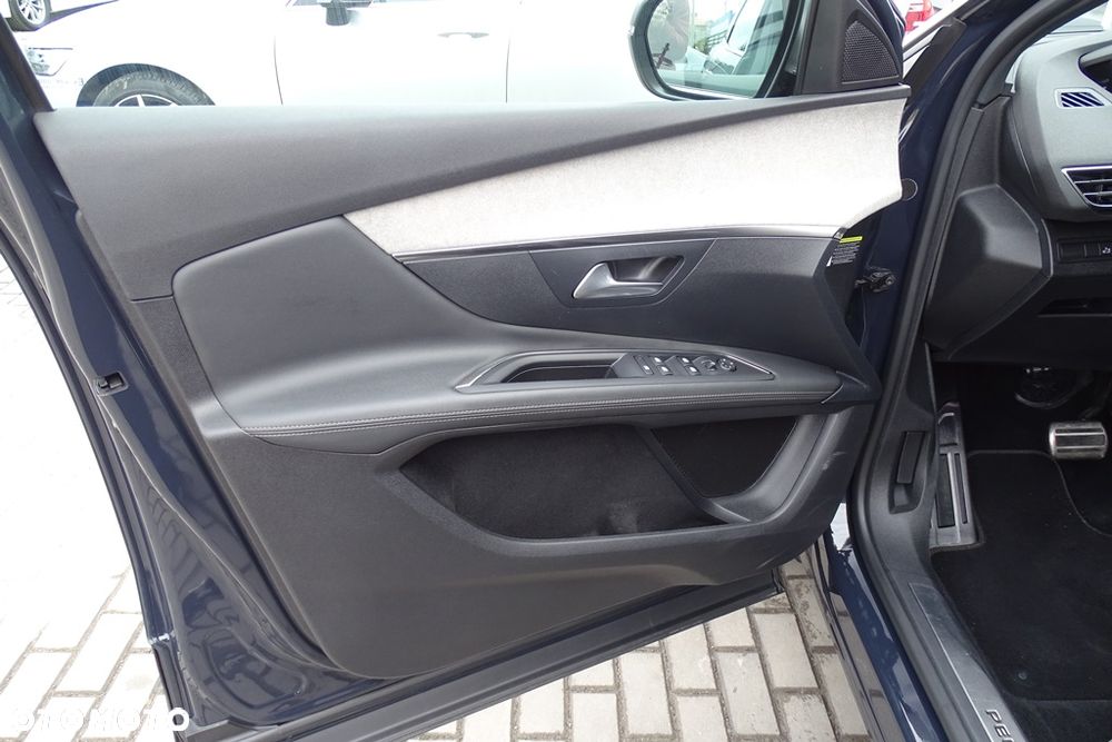 Peugeot 3008 2.0 BlueHDi GT S&S EAT8 - 22