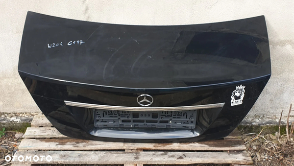 Pokrywa bagażnika Mercedes W204 sedan C197