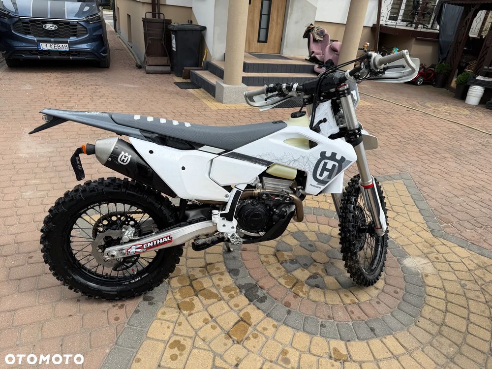 Husqvarna FE - 4
