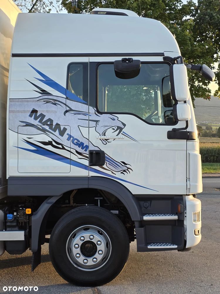 MAN TGM 15.290 / TGL / KONTENER / IZOTERMA / WINDA / KLIMA POSTOJOWA / 2019R / EURO 6 / PEŁEN SERWIS /  8200KG ŁADOWNOŚĆ  / SPROWADZONY / ZADBANY / JAK NOWY /  KSIĄŻKA SERWISOWA / E6 / 18 PALET - 8