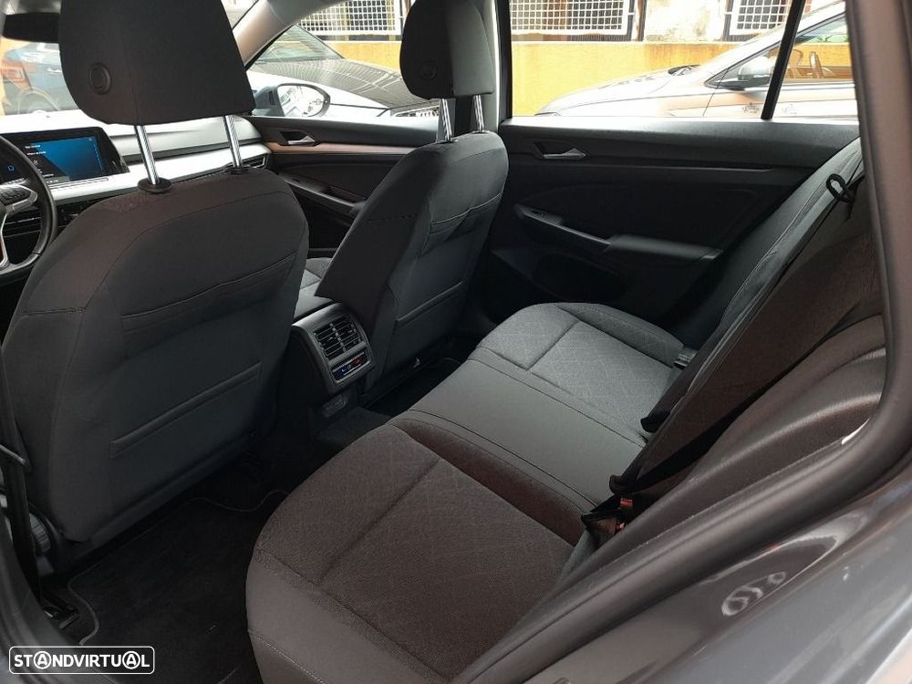 VW Golf Variant 2.0 TDi Conceptline - 35