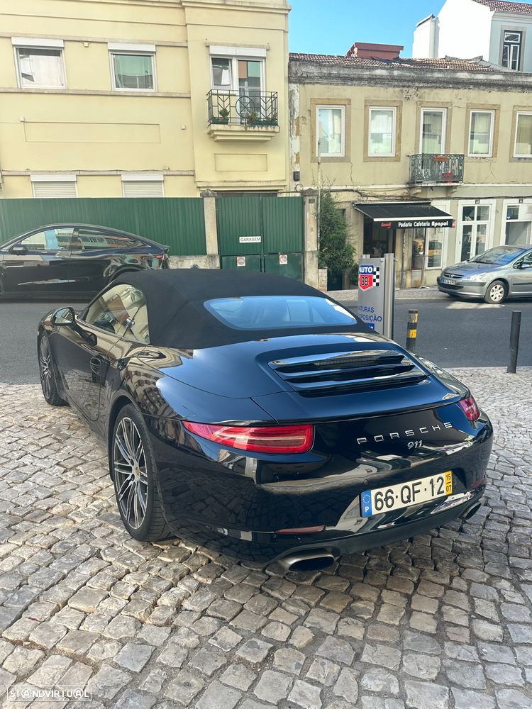 Porsche 911 Série F - 19