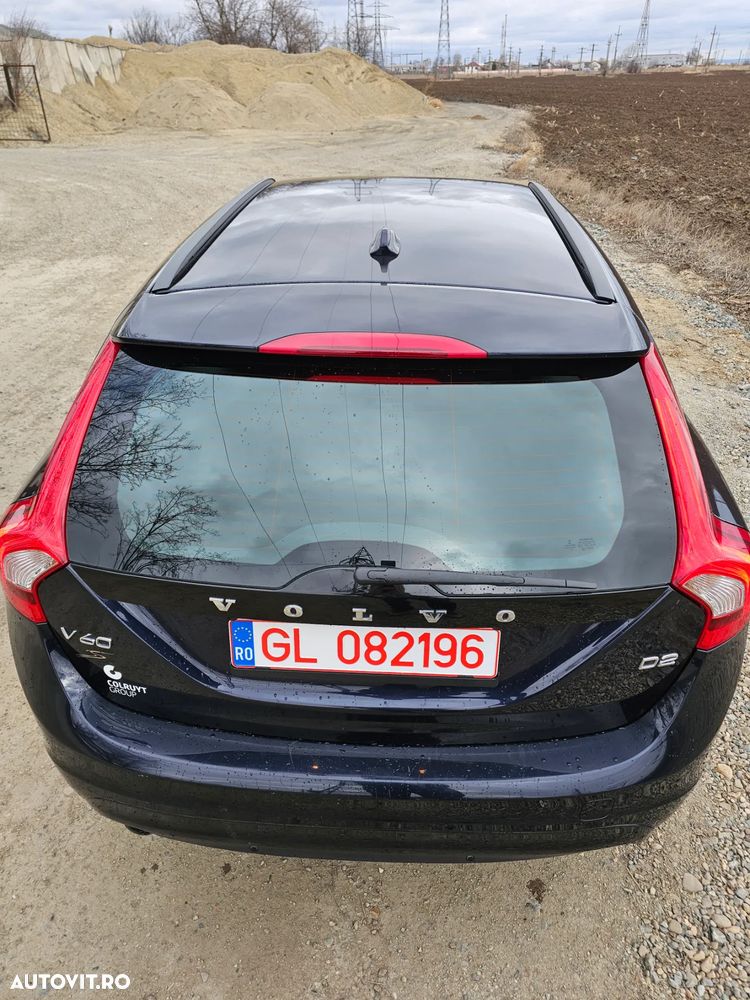 Volvo V60 D2 - 8
