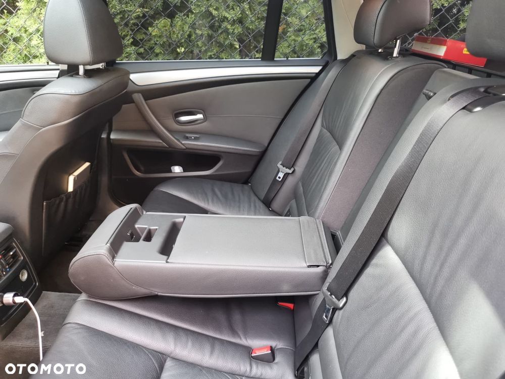 BMW Seria 5 - 23
