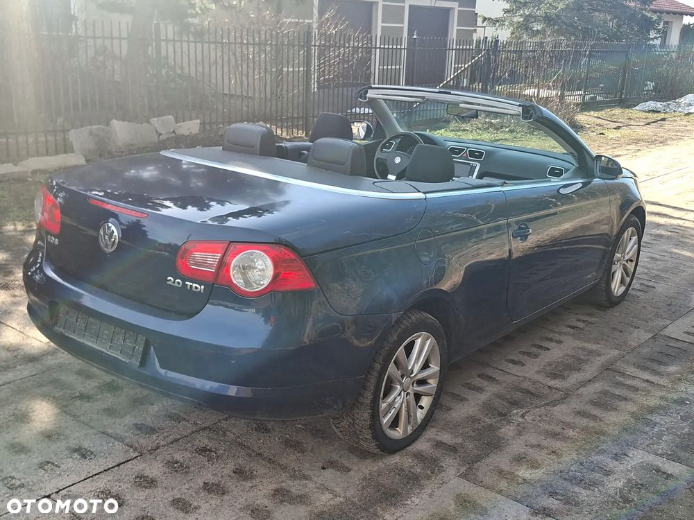 Volkswagen Eos 2.0 TDI DPF Exclusive - 4