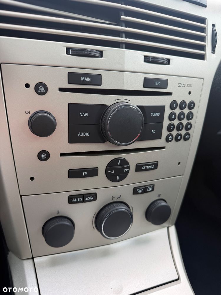 Opel Astra - 19