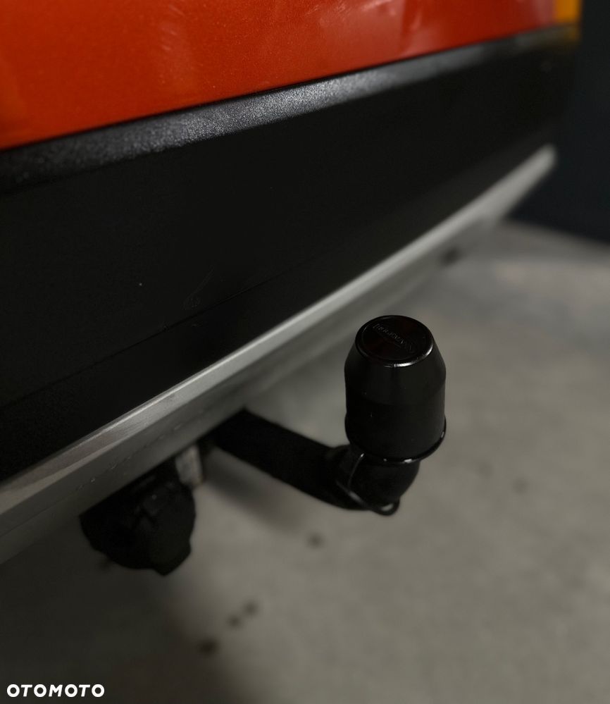 BMW X1 sDrive18i - 19