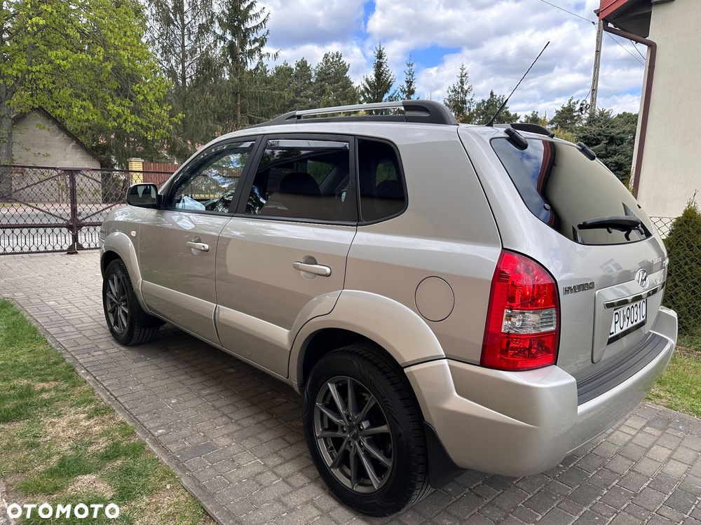Hyundai Tucson 2.0 4WD GLS - 11