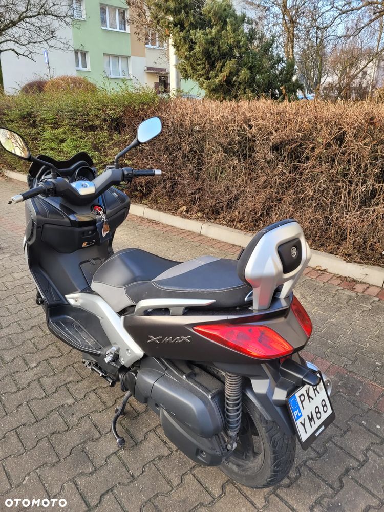 Yamaha X-max - 8