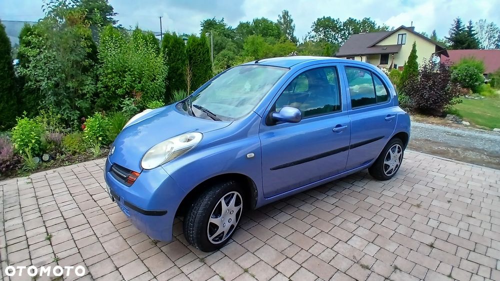 Nissan Micra - 1