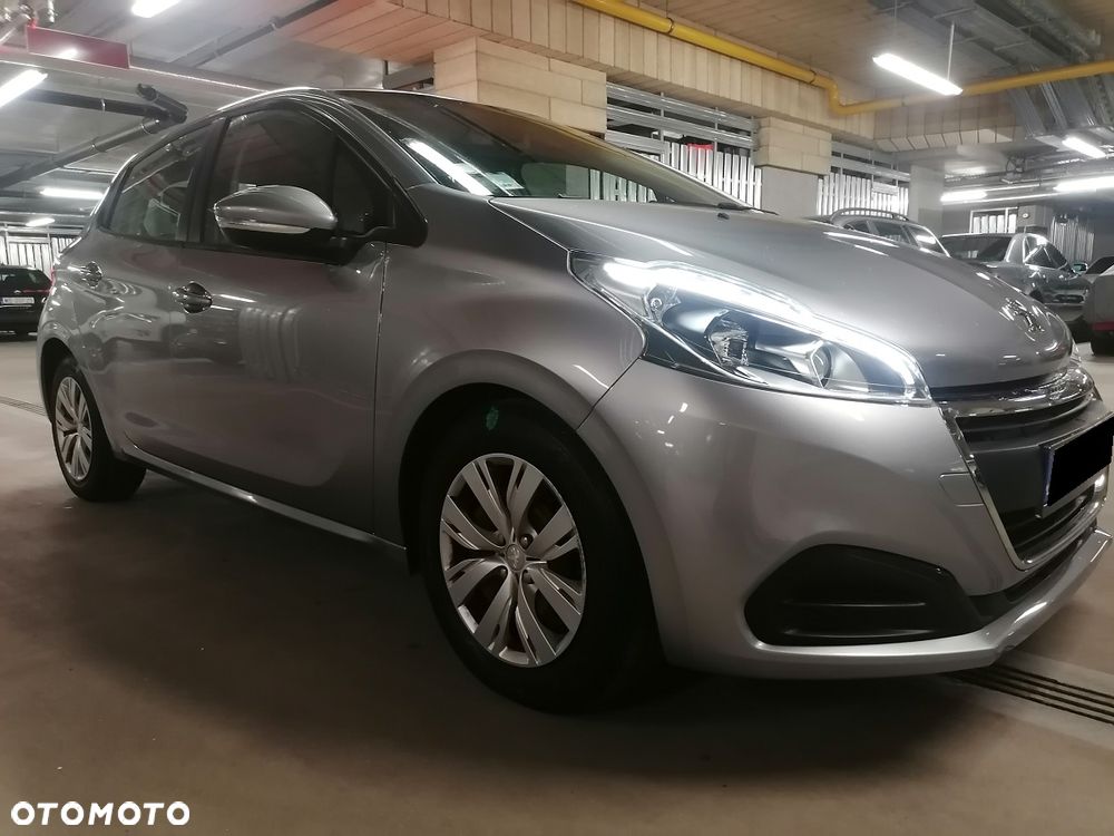 Peugeot 208 - 2