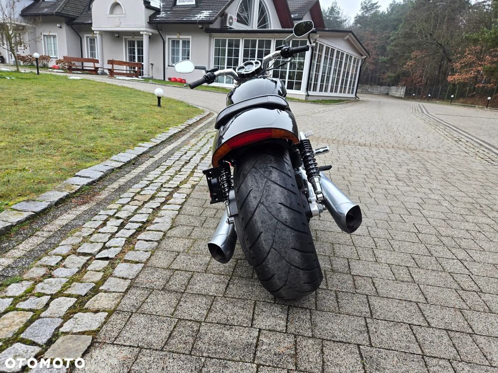 Harley-Davidson V-Rod Muscle - 11