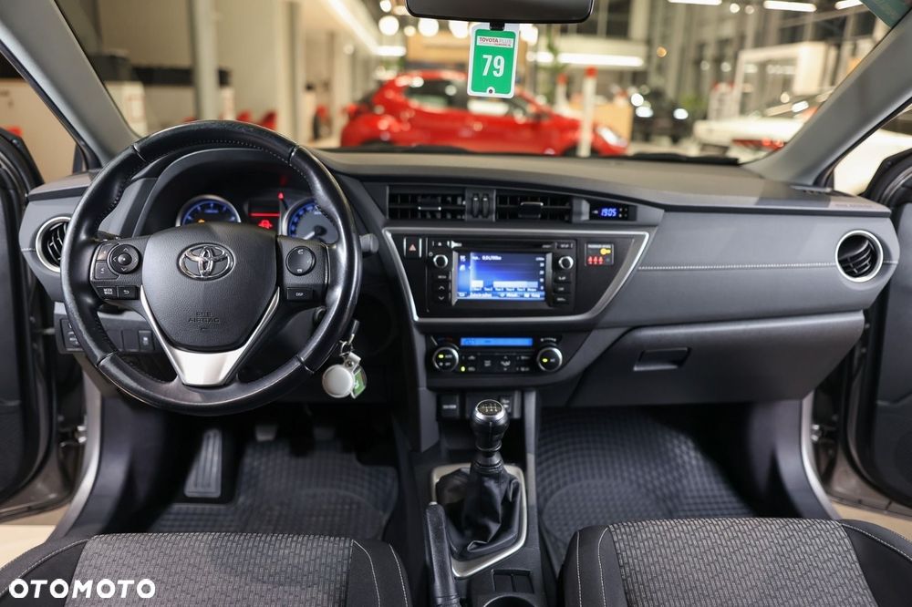 Toyota Auris - 7