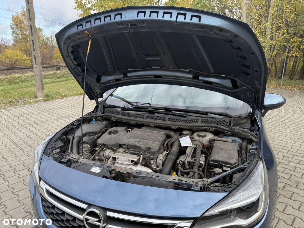 Opel Astra V 1.4 T Enjoy - 9