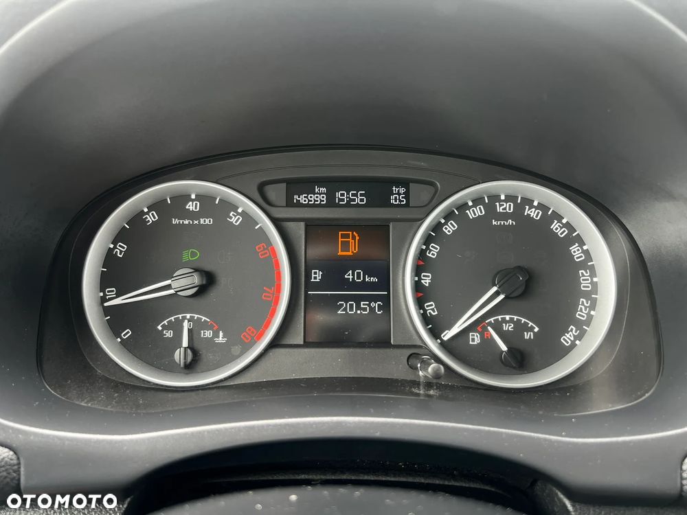 Skoda Roomster 1.4 16V Comfort - 7