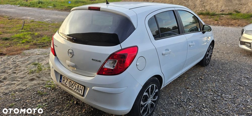 Opel Corsa 1.2 16V 111 - 5