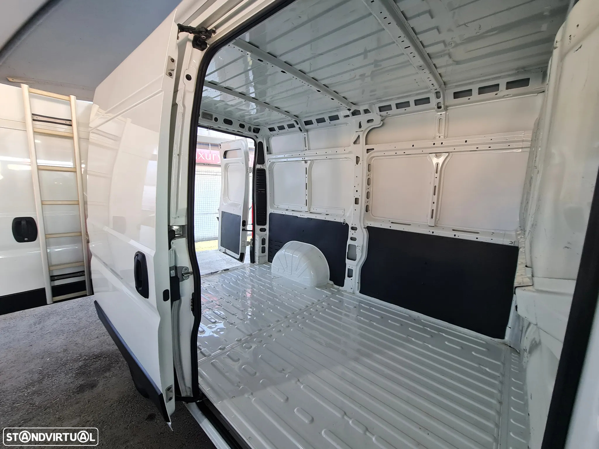 Peugeot Boxer 2.0 HDI 130CV L2H2  *GPS /AC/ IVA DEDUTÍVEL * - 11