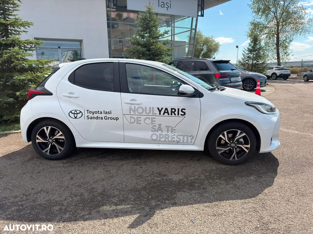 Toyota Yaris 1.5 VVT-i HSD Dynamic - 3