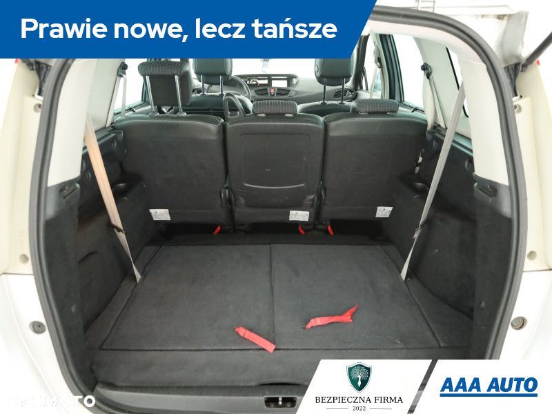 Renault Grand Scenic - 12