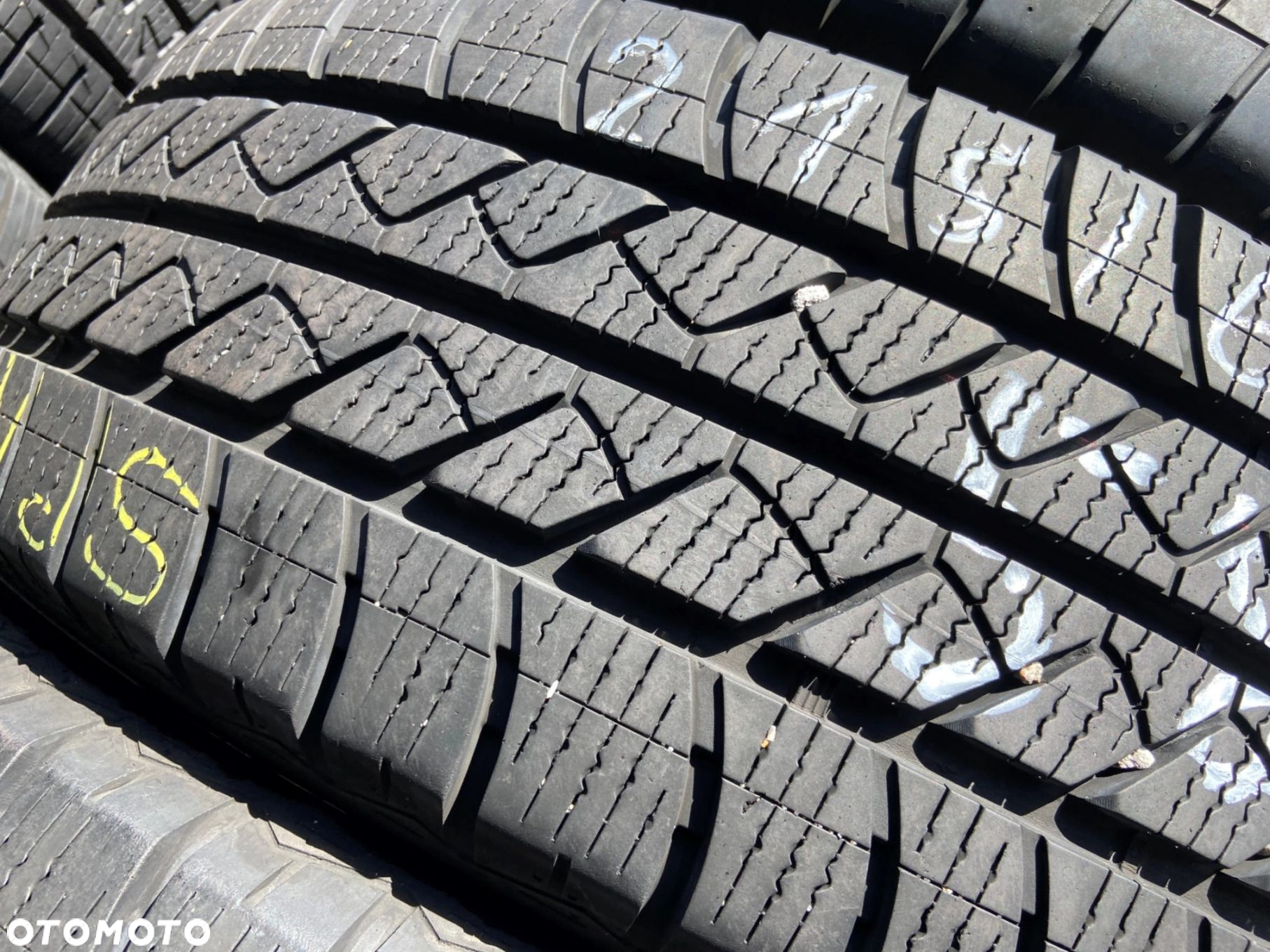 215/65/16C Goodyear Vector Cargo_8mm_2szt_(585) - 3