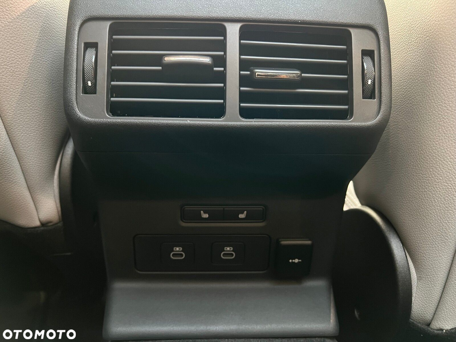 Land Rover Range Rover Velar - 12