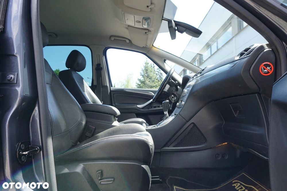 Ford S-Max 2.0 TDCi DPF Titanium X - 28