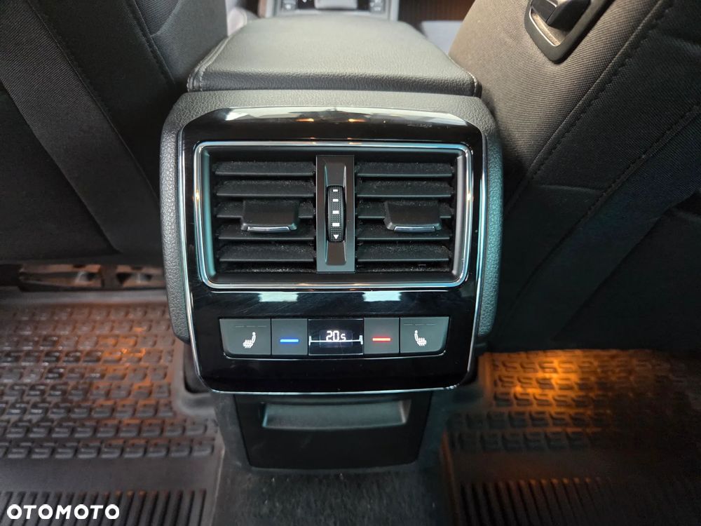 Skoda Superb 2.0 TSI Style DSG - 29