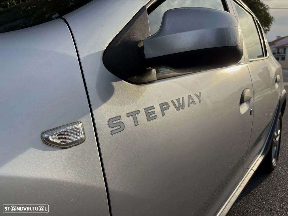 Dacia Sandero 0.9 TCe Stepway - 12