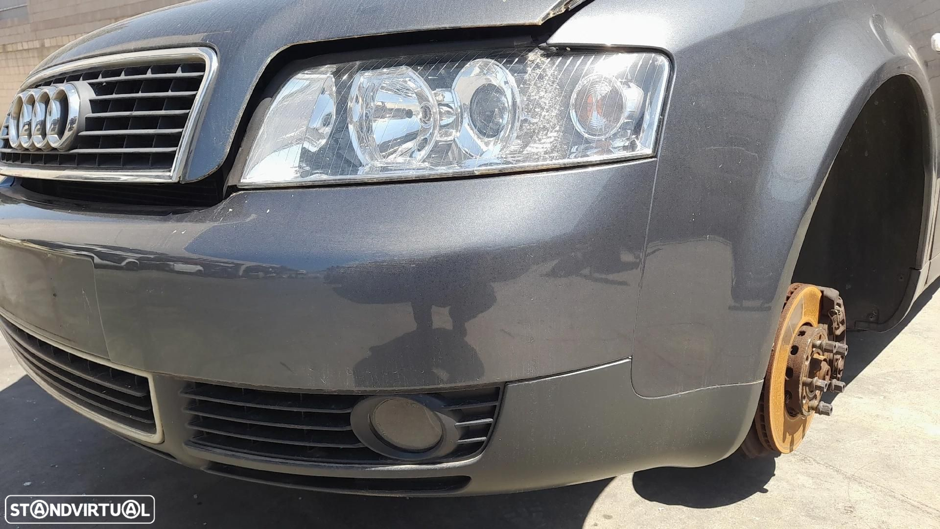 Pára-choques frente AUDI A4 (8E2, B6) - 3
