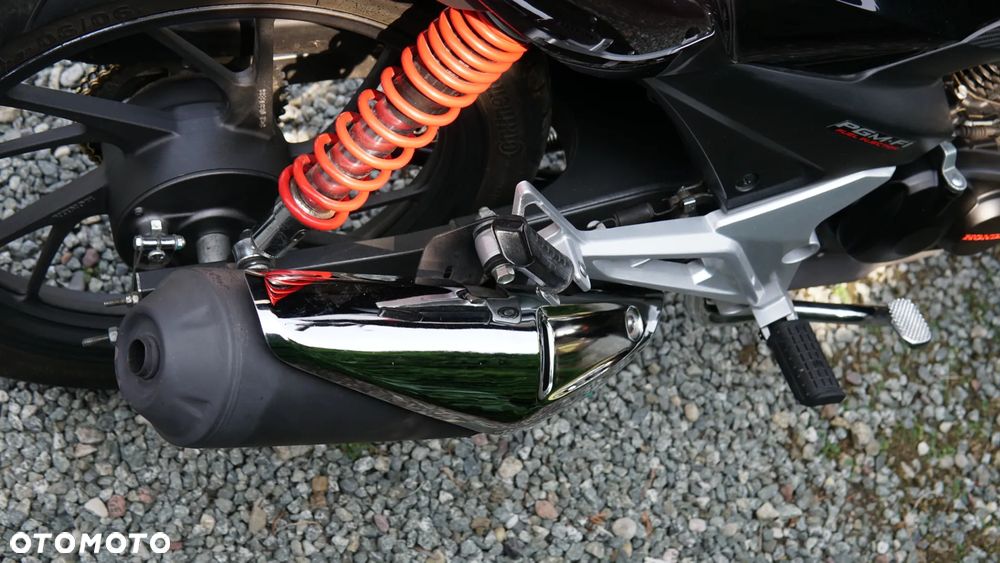 Honda CBF - 10