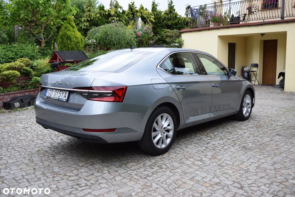 Skoda Superb 1.5 TSI L&K DSG - 7