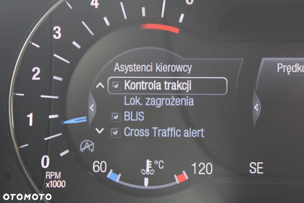 Ford Mondeo - 28