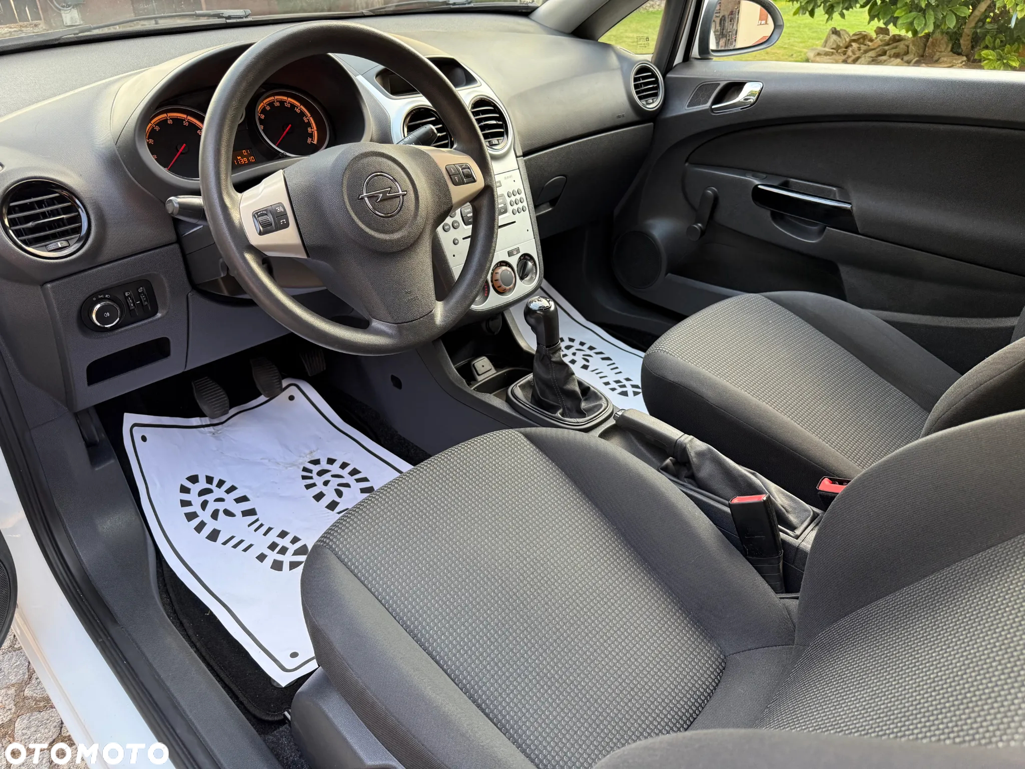 Opel Corsa 1.2 16V - 16