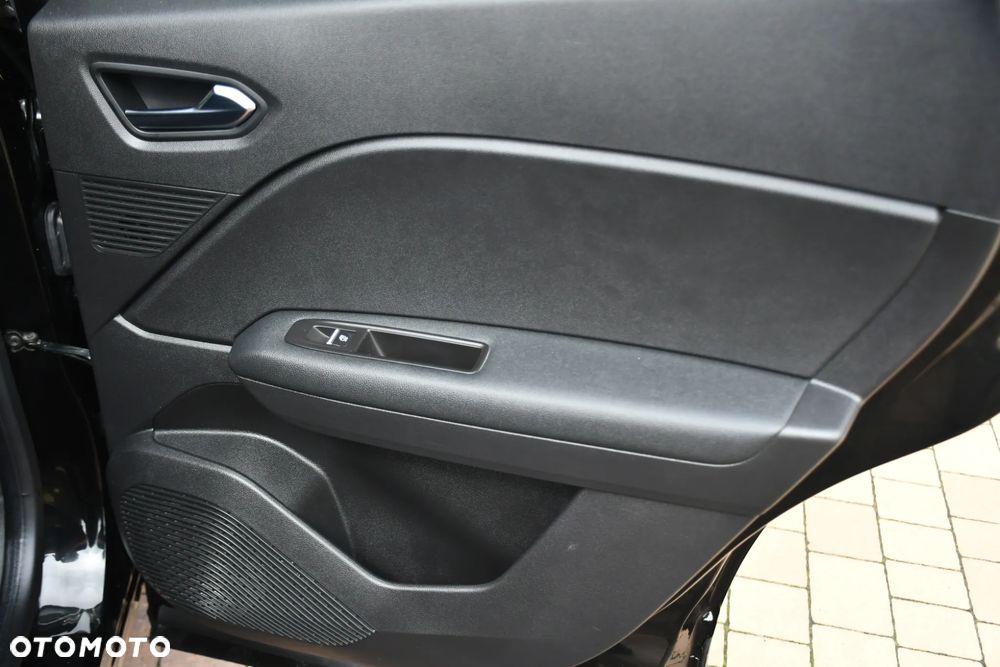 Renault Captur TCe Mild Hybrid 140 GPF TECHNO - 26