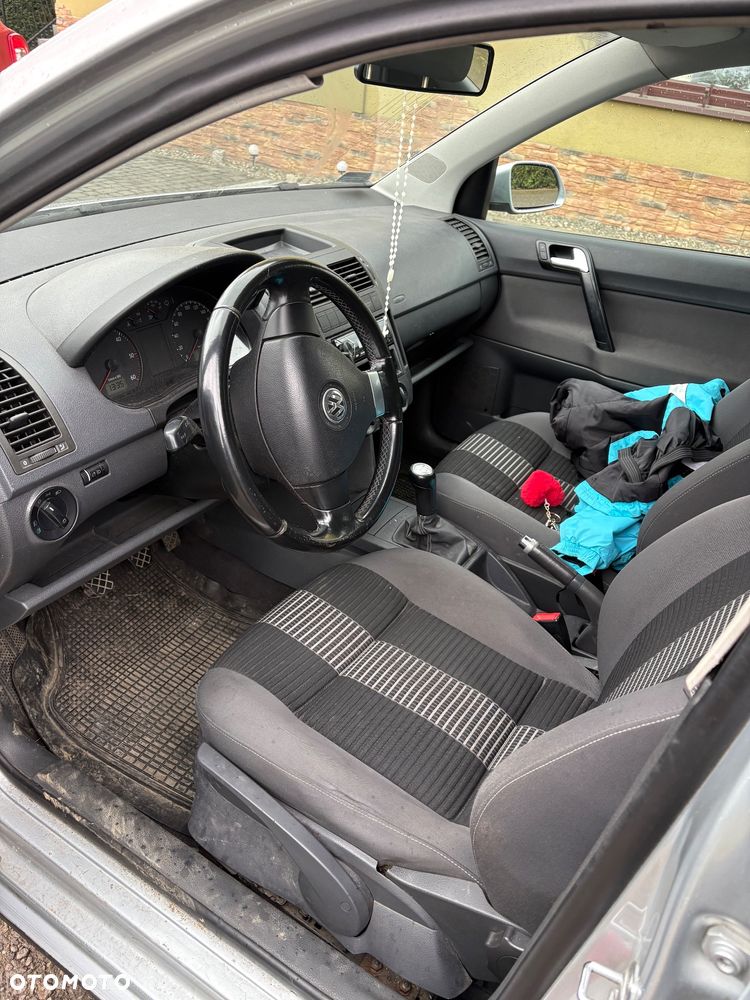 Volkswagen Polo - 8