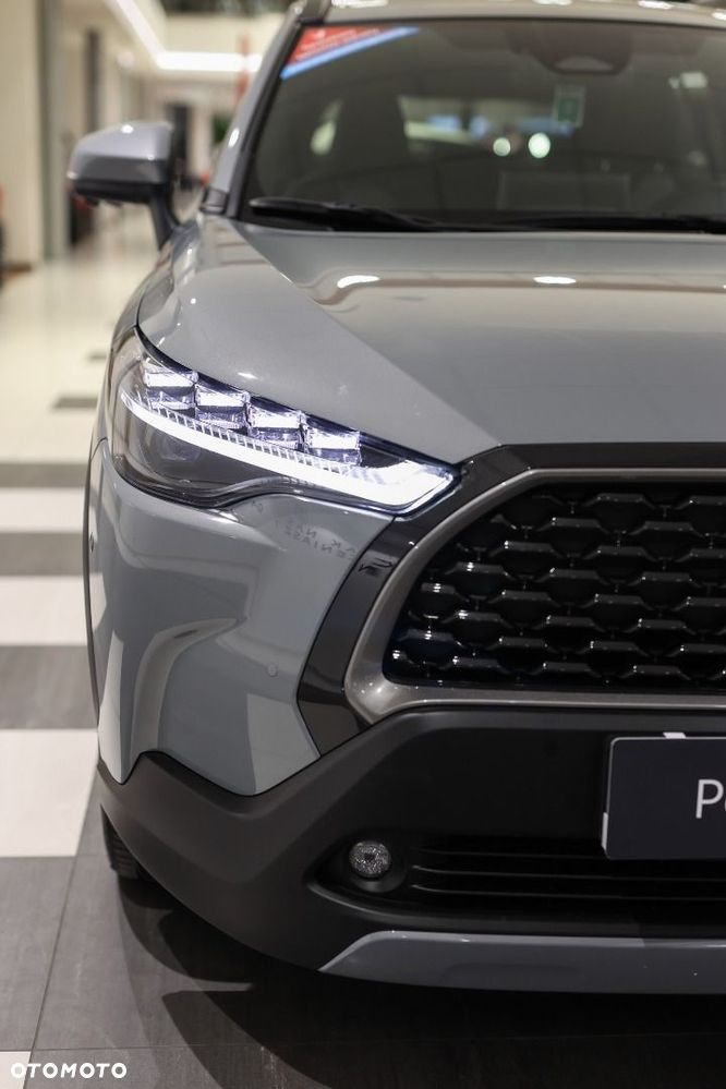 Toyota Corolla Cross - 10