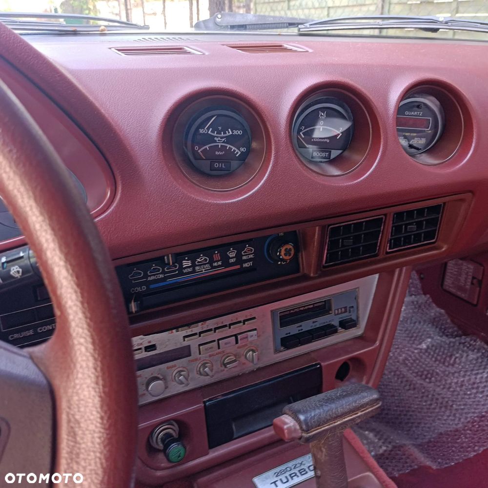 Nissan 280 ZX - 4