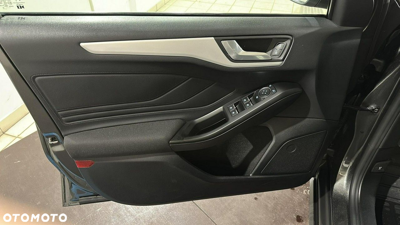 Ford Focus - 12