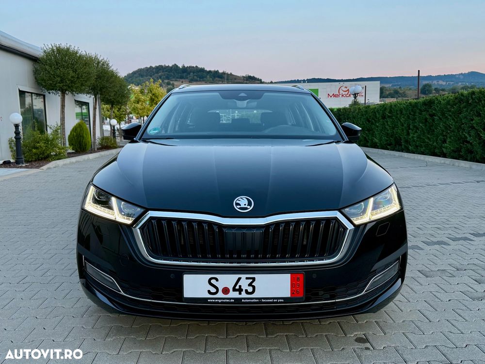 Skoda Octavia 2.0 TDI STYLE DSG - 2