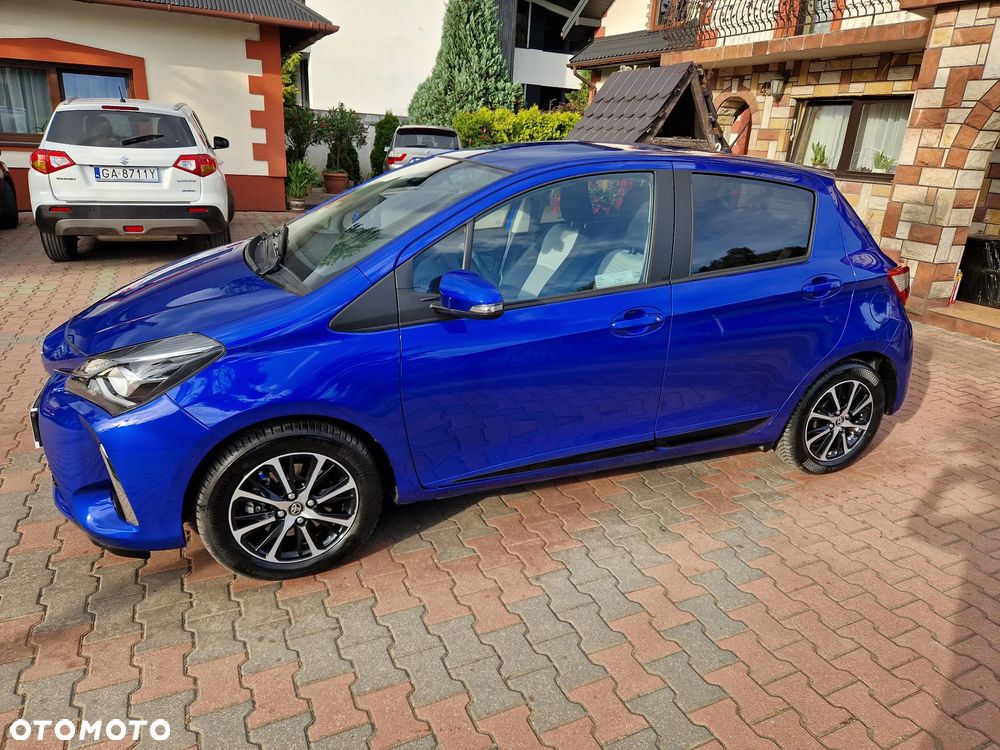 Toyota Yaris 1.5 Premium CVT - 31