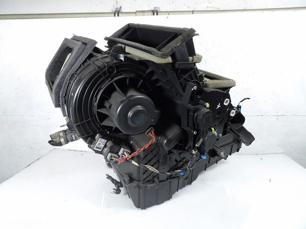 FORD C-MAX II 1.0B NAGRZEWNICA AV6N-19B555-LL - 3