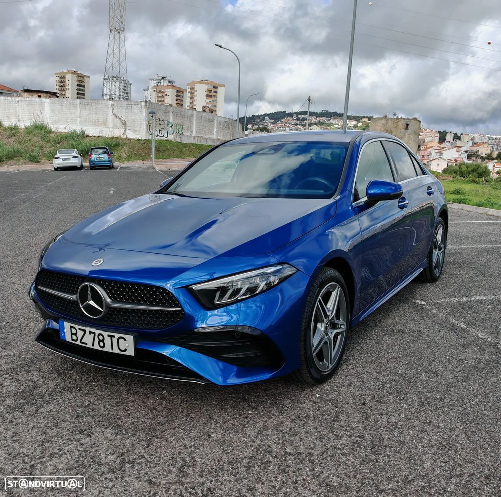 Mercedes-Benz A 250 Limousine e AMG Line - 2