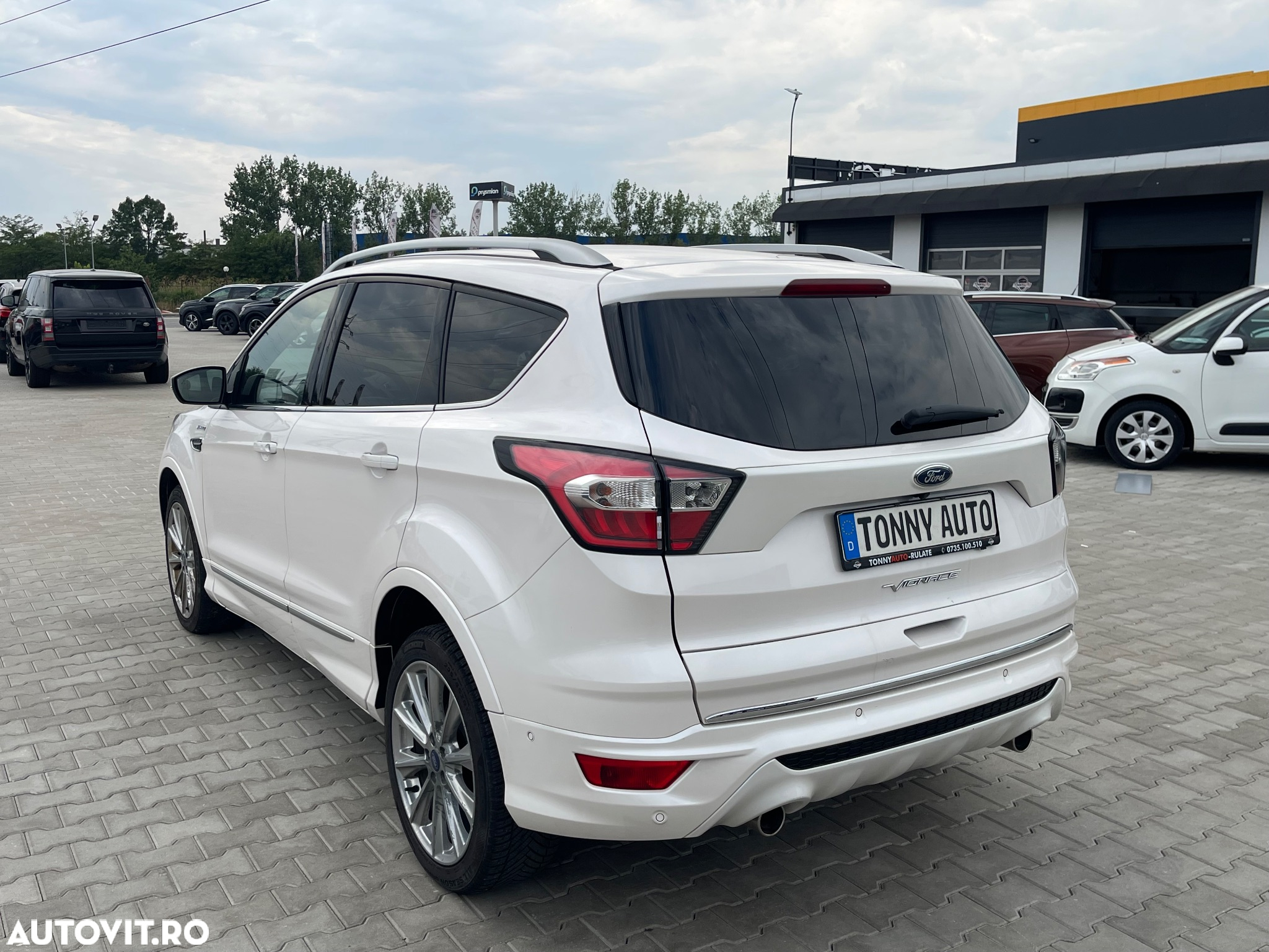 Ford Kuga 2.0 TDCi 4WD Powershift Vignale - 7