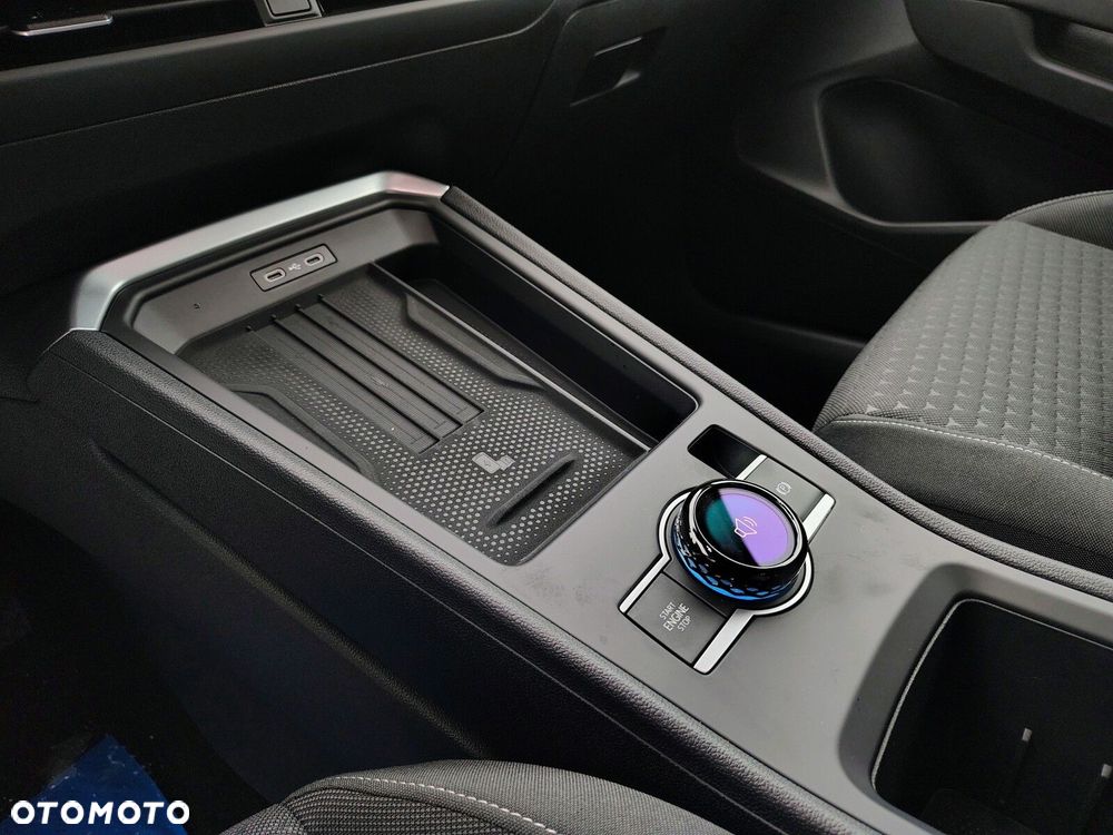 Volkswagen T-Roc - 15