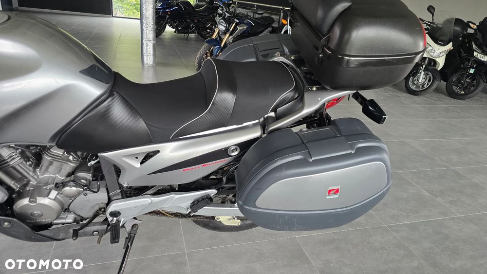 Honda Transalp - 16