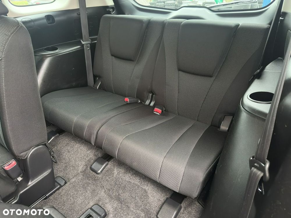 Mazda 5 - 9