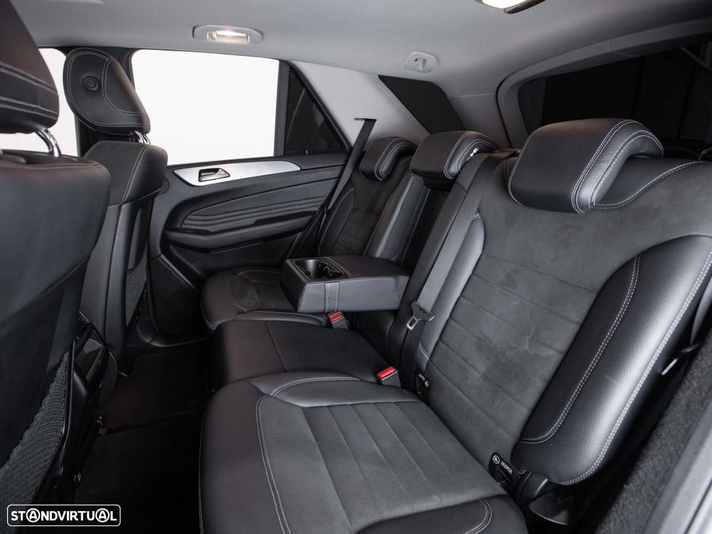 Mercedes-Benz ML 250 - 11