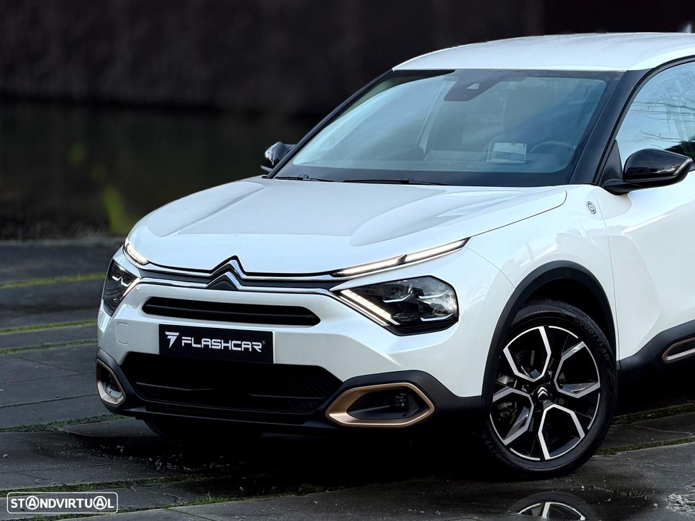 Citroën e-C4 50 kWh E-Series Collection - 23