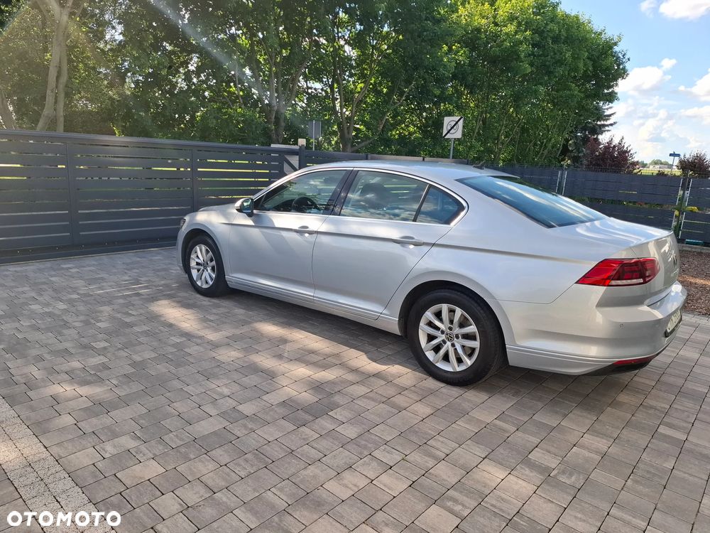 Volkswagen Passat 2.0 TDI EVO Elegance - 4